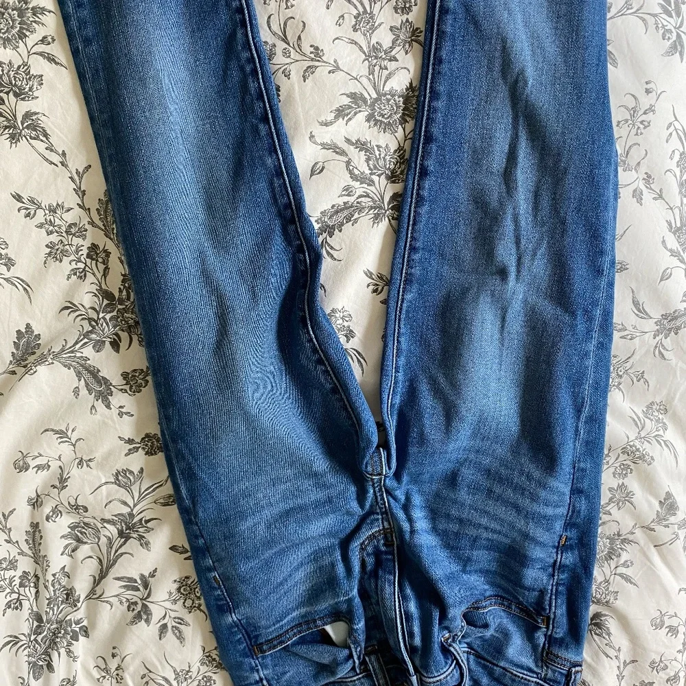 Jeans - Picture 13 of 14